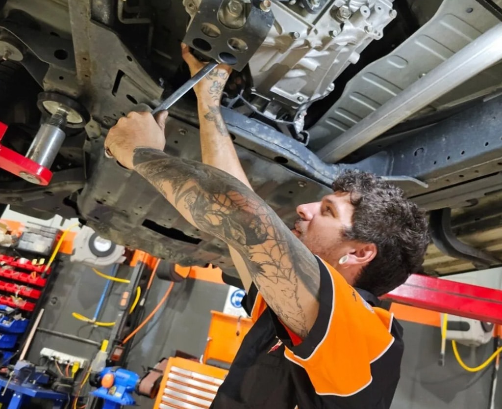 basic-tips-for-choosing-the-right-car-mechanic-repair-shop-h2-03